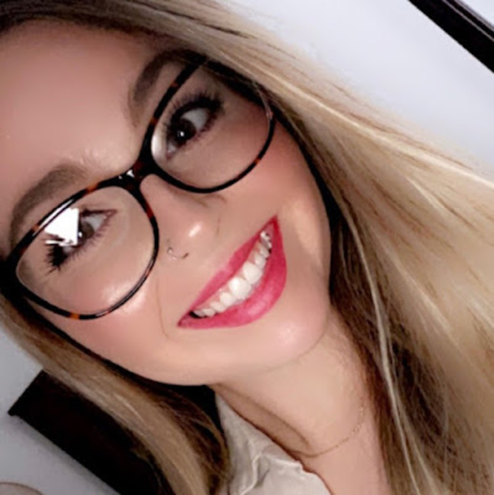 Meet your Posher, Samantha